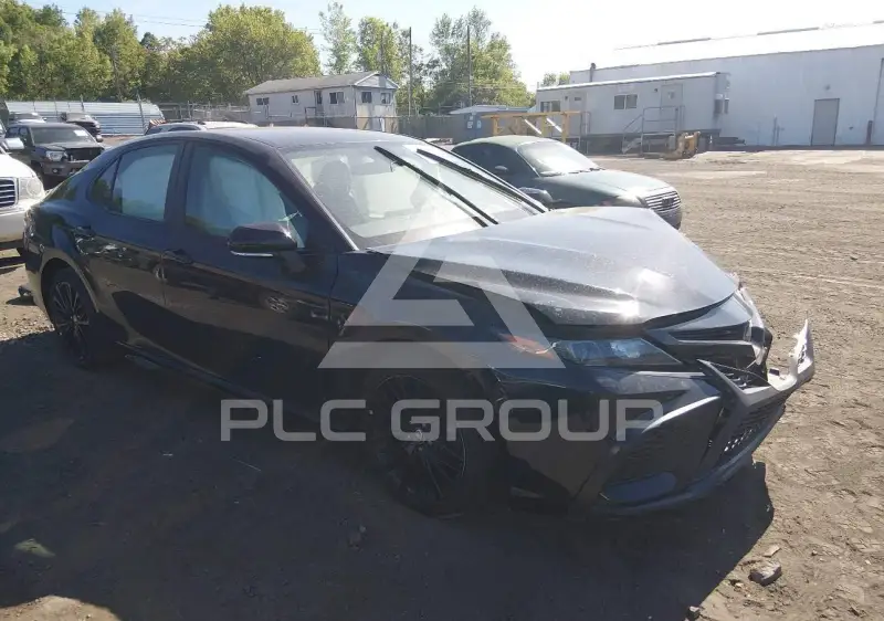 2022 Toyota CAMRY фото