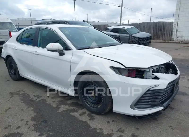 2022 Toyota CAMRY фото