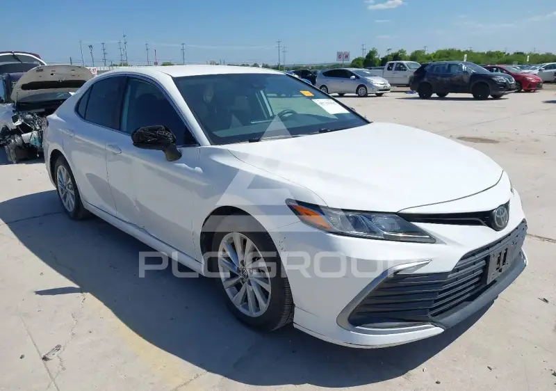 2022 Toyota CAMRY фото