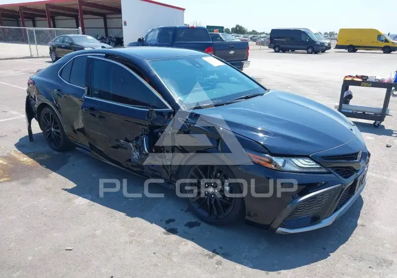 2022 Toyota CAMRY photo