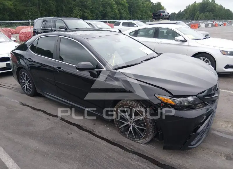 2022 Toyota CAMRY фото