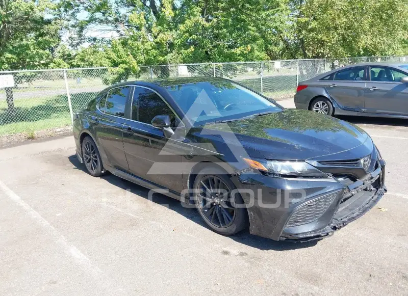 2022 Toyota CAMRY фото