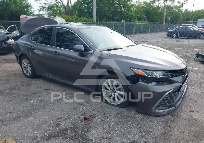 2022 Toyota CAMRY фото