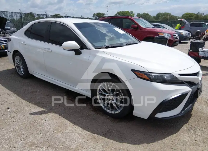 2022 Toyota CAMRY photo