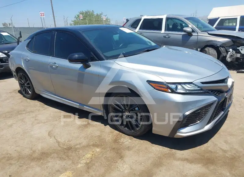 2022 Toyota CAMRY photo