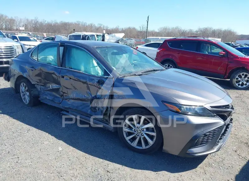 2022 Toyota CAMRY фото