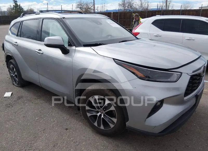 2022 Toyota Highlander фото