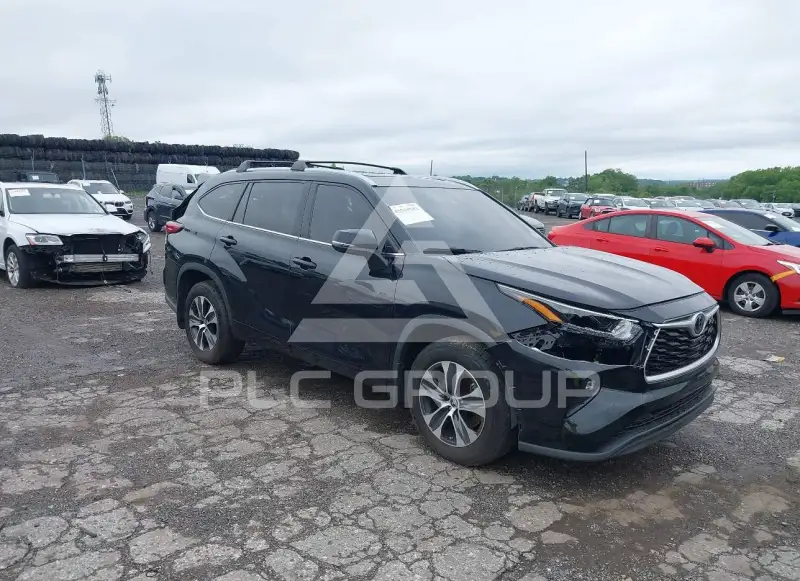 2022 Toyota Highlander фото