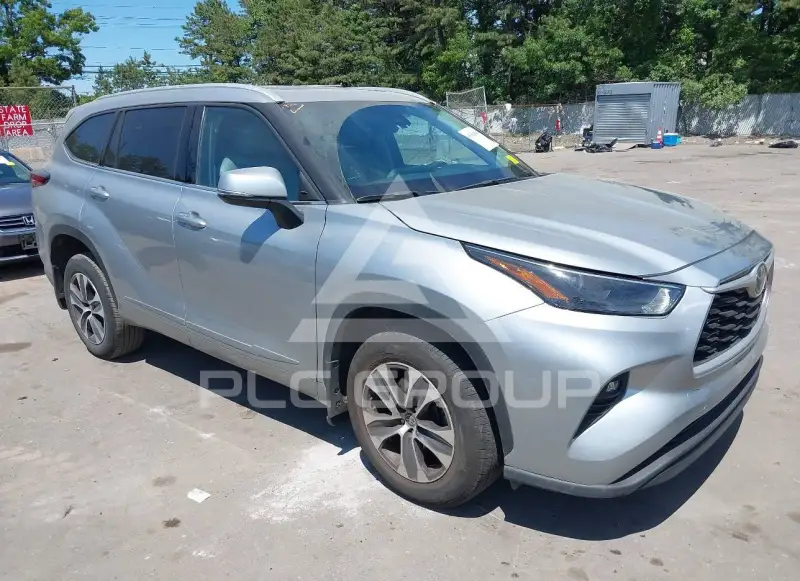 2022 Toyota Highlander фото