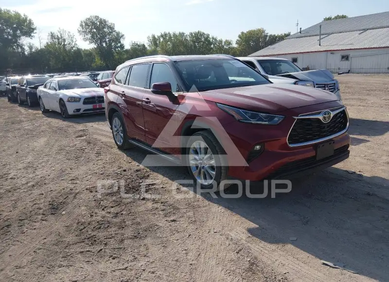 2022 Toyota Highlander photo