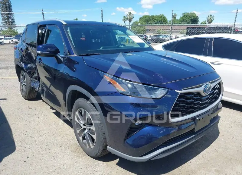 2022 Toyota Highlander фото