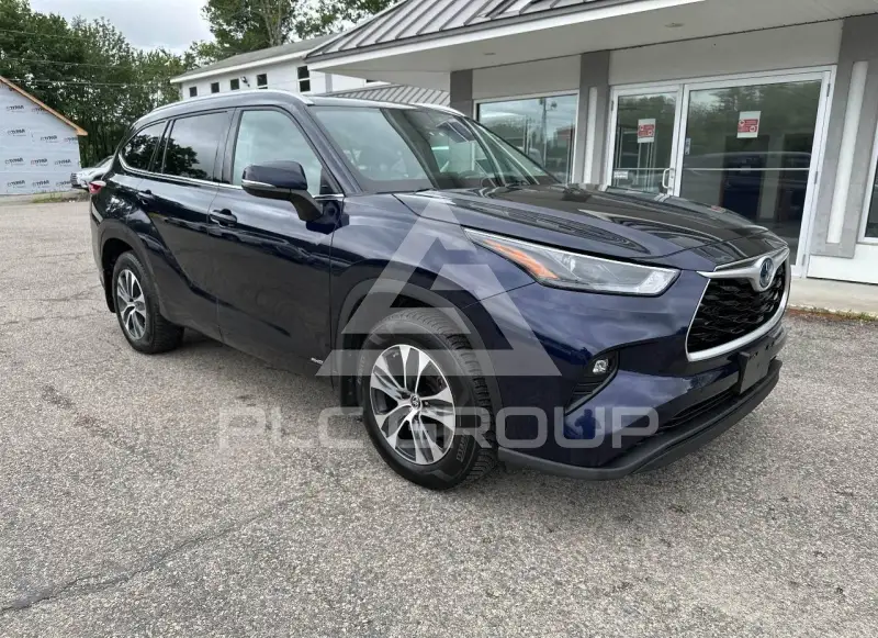 2022 Toyota Highlander photo