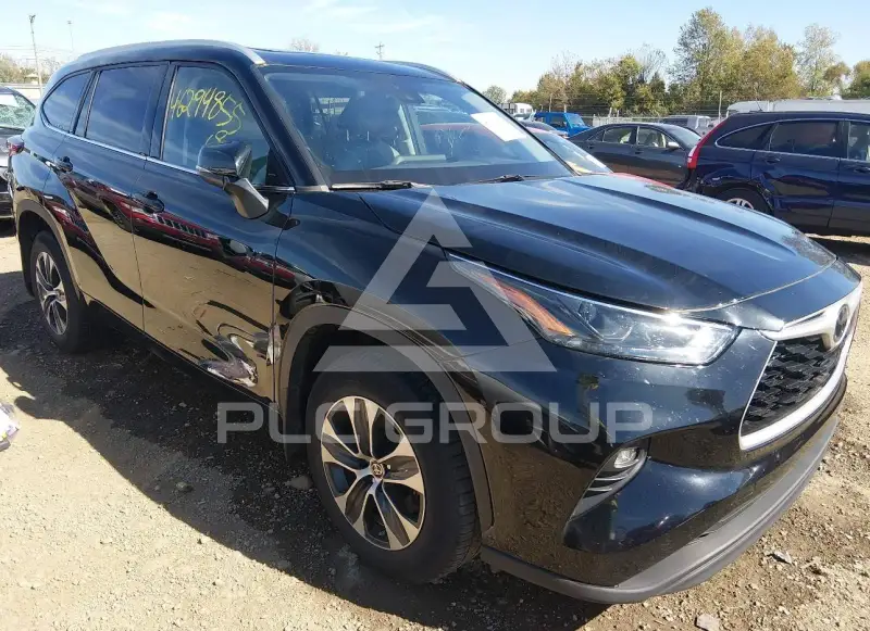 2022 Toyota Highlander фото