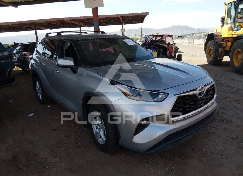 2022 Toyota Highlander photo