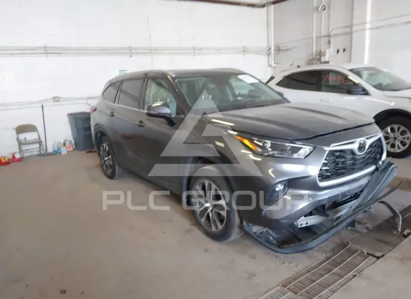 2022 Toyota Highlander фото