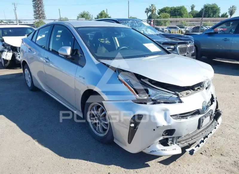 2022 Toyota PRIUS фото