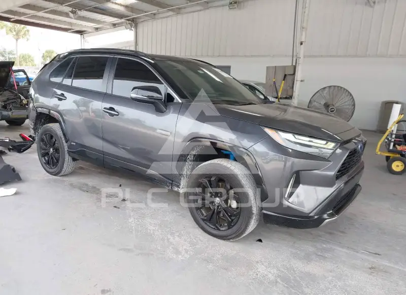 2022 Toyota RAV4 фото