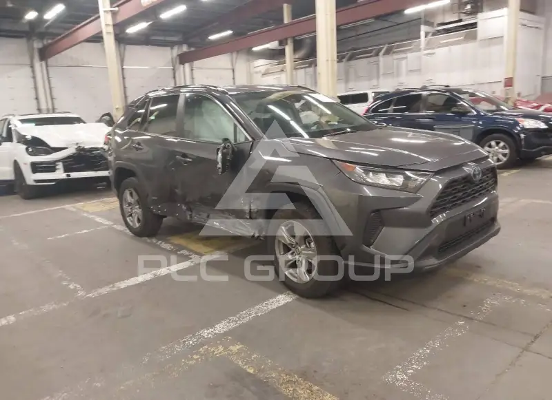 2022 Toyota RAV4 фото