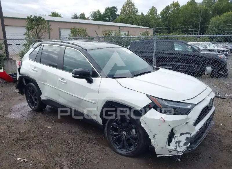 2022 Toyota RAV4 фото