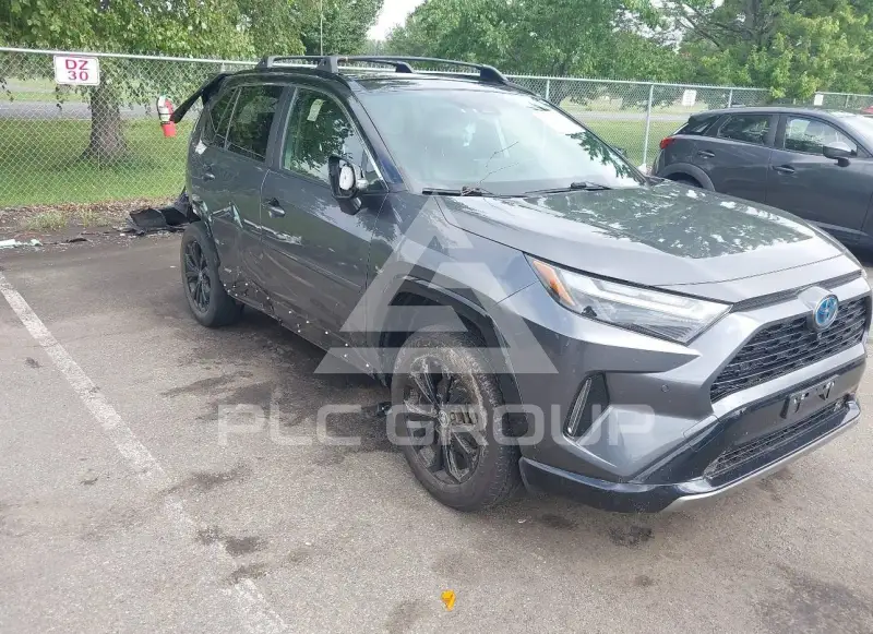 2022 Toyota RAV4 фото