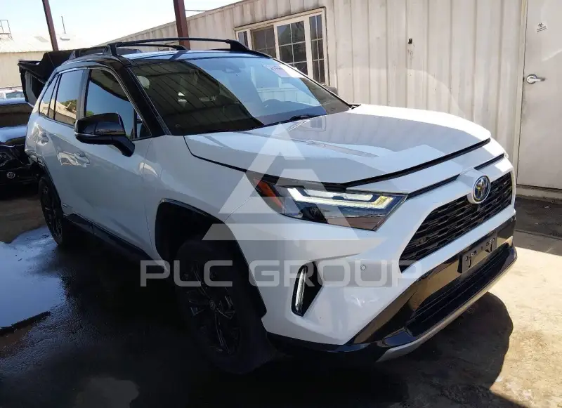 2022 Toyota RAV4 photo