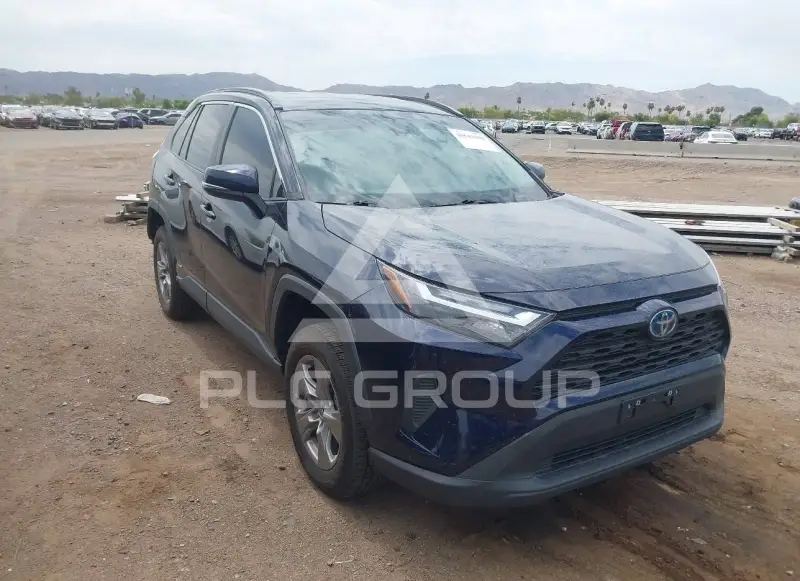 2022 Toyota RAV4 фото