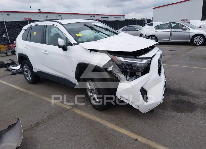2022 Toyota RAV4 фото