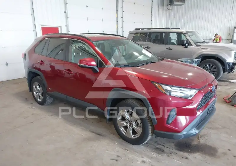 2022 Toyota RAV4 фото