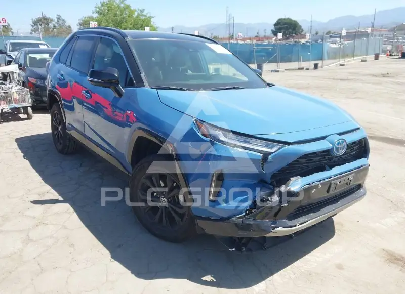2022 Toyota RAV4 фото