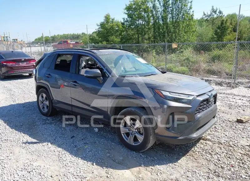 2022 Toyota RAV4 фото
