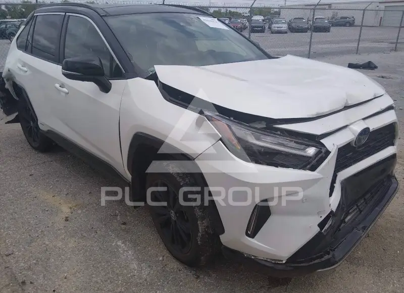 2022 Toyota RAV4 photo
