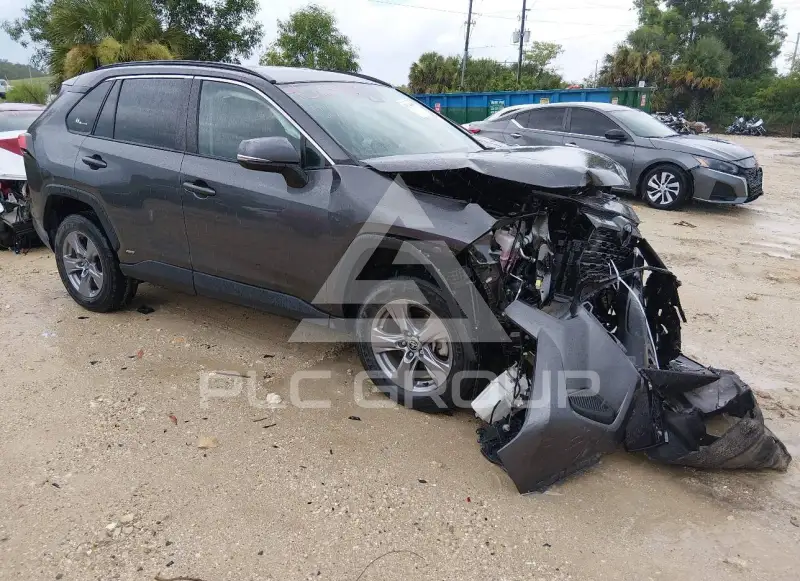 2022 Toyota RAV4 фото