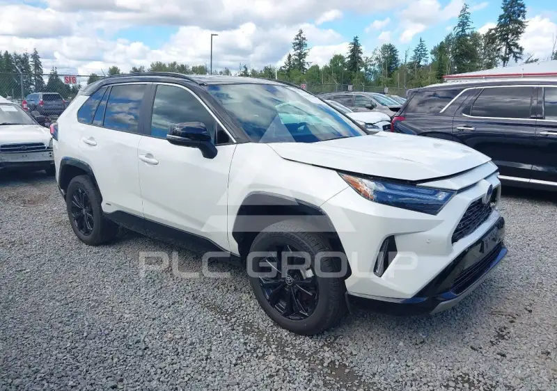 2022 Toyota RAV4 photo