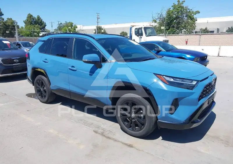 2022 Toyota RAV4 фото