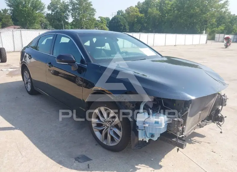 2022 Toyota AVALON фото
