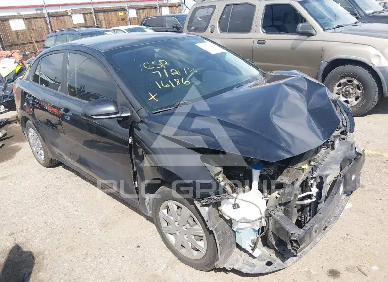 2022 KIA Rio фото