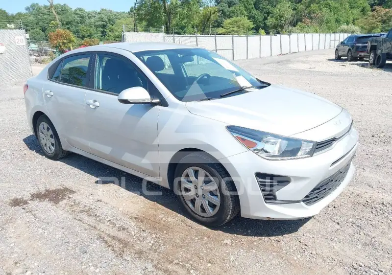 2022 KIA Rio фото
