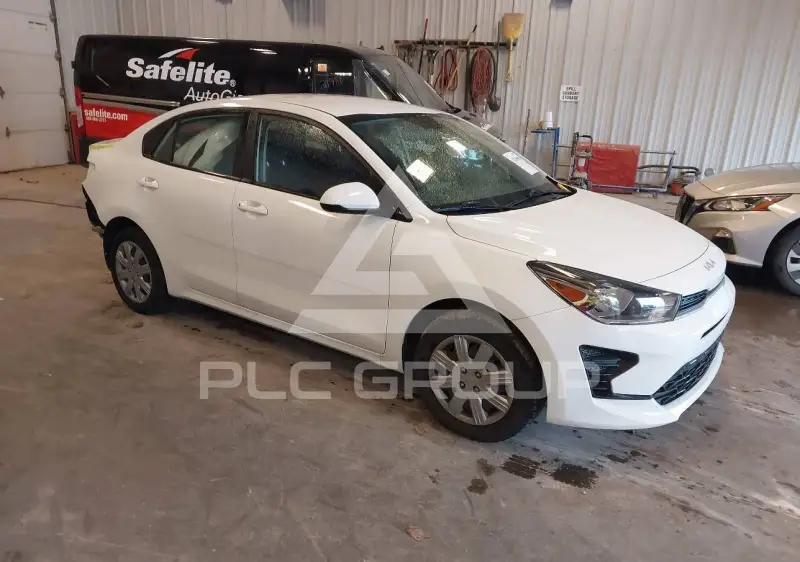 2022 KIA Rio фото