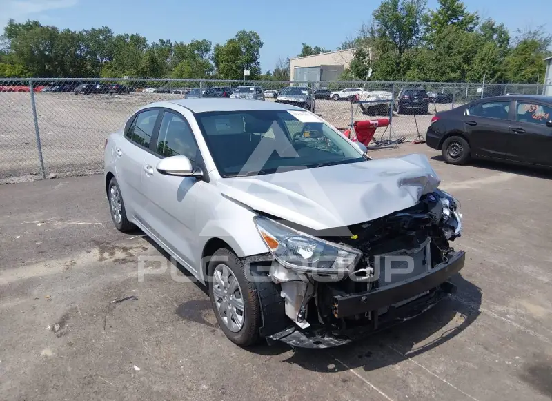 2022 KIA Rio фото