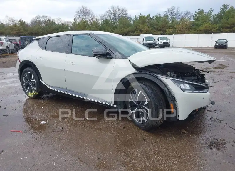 2022 KIA EV фото