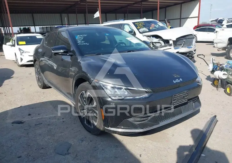 2022 KIA EV photo