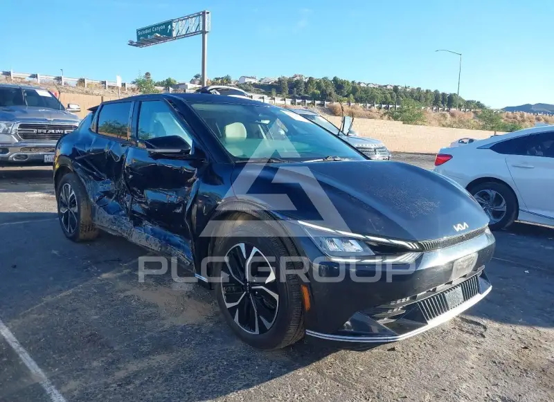 2022 KIA EV фото