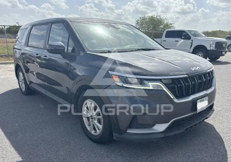 2022 KIA Carnival photo