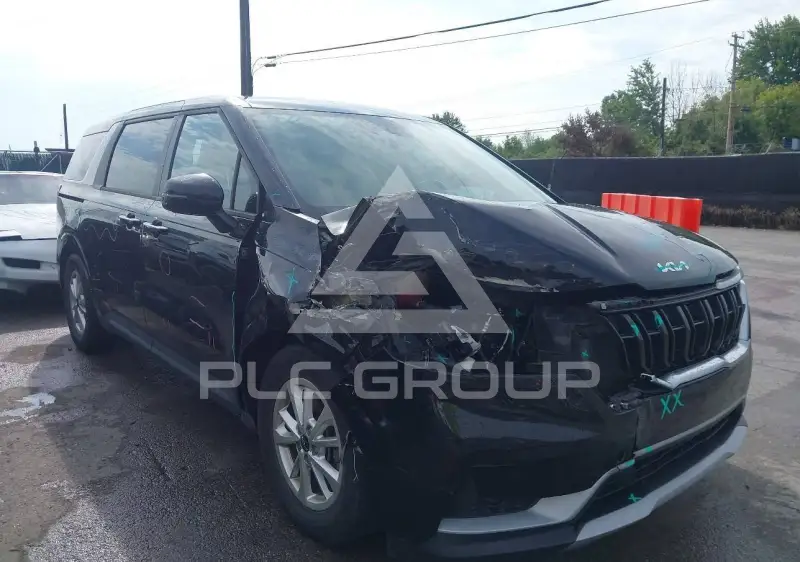 2022 KIA Carnival photo