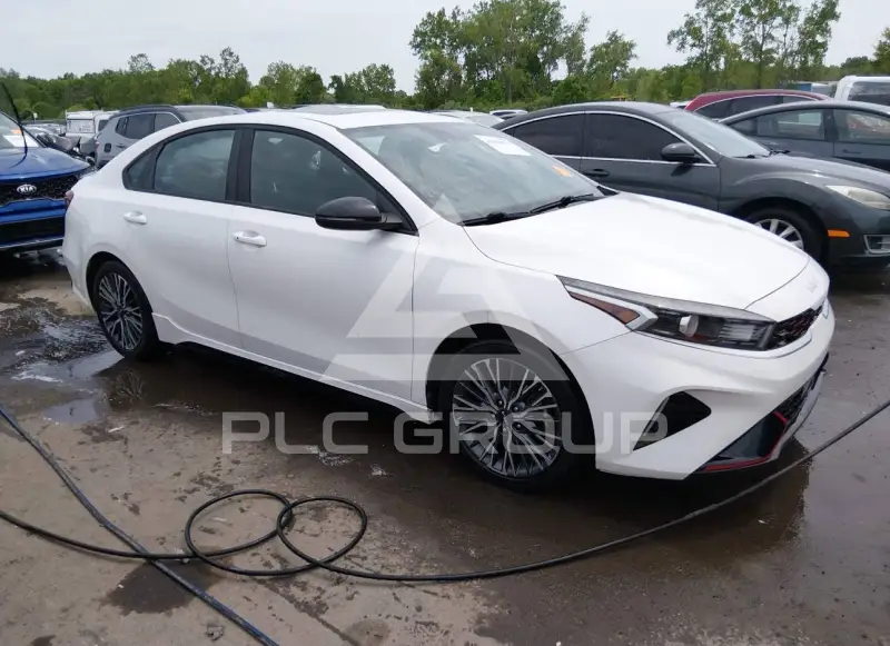 2022 KIA Forte photo