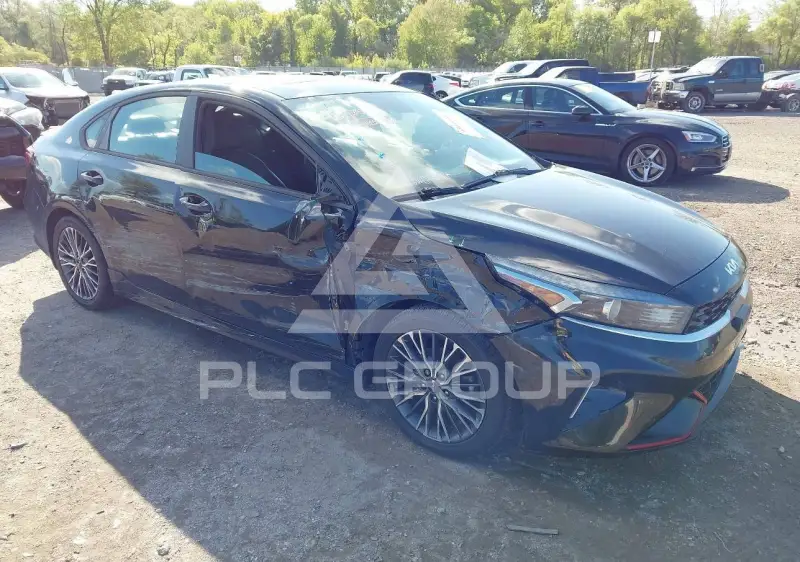 2022 KIA Forte фото