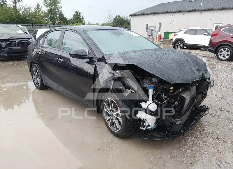 2022 KIA Forte фото