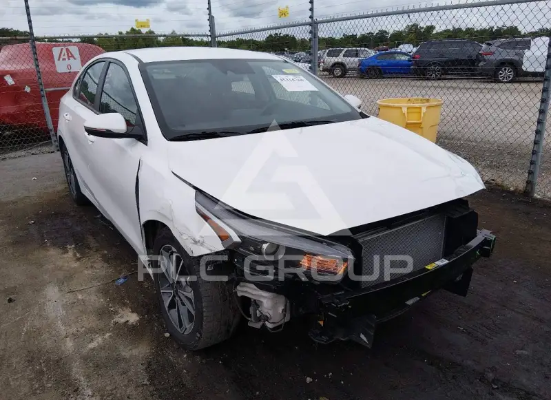 2022 KIA Forte фото