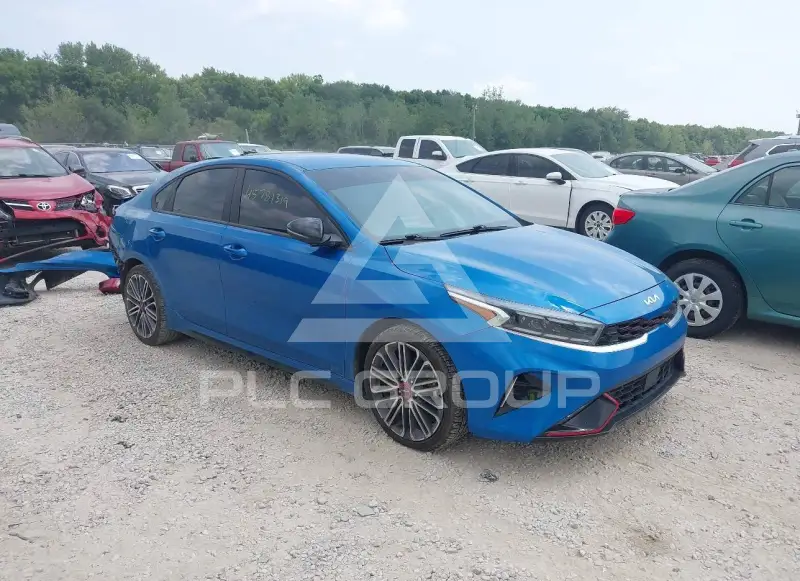 2022 KIA Forte фото