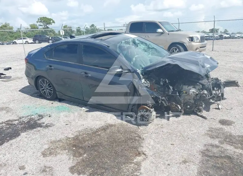 2022 KIA Forte фото